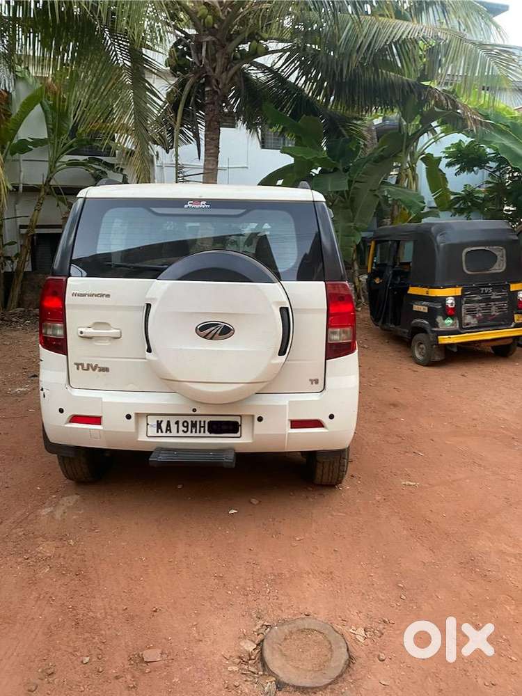 Mahindra Tuv 300 2017 Diesel Well Maintained