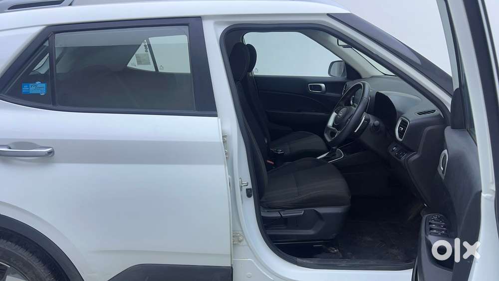 Hyundai Venue Sx Plus Turbo Dct, 2022, Petrol