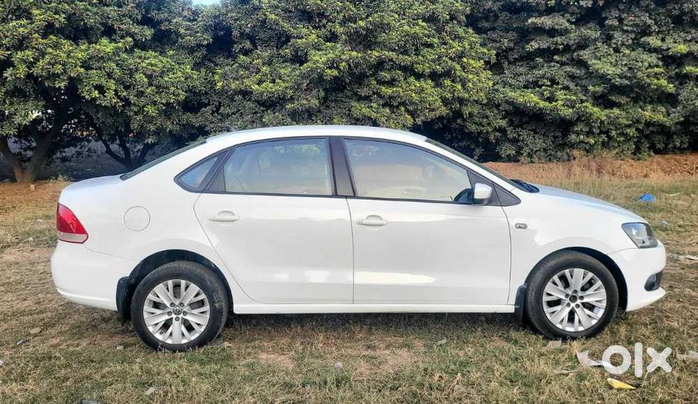 Volkswagen Vento 1.5 Highline Plus At 16 Alloy, 2015, Diesel