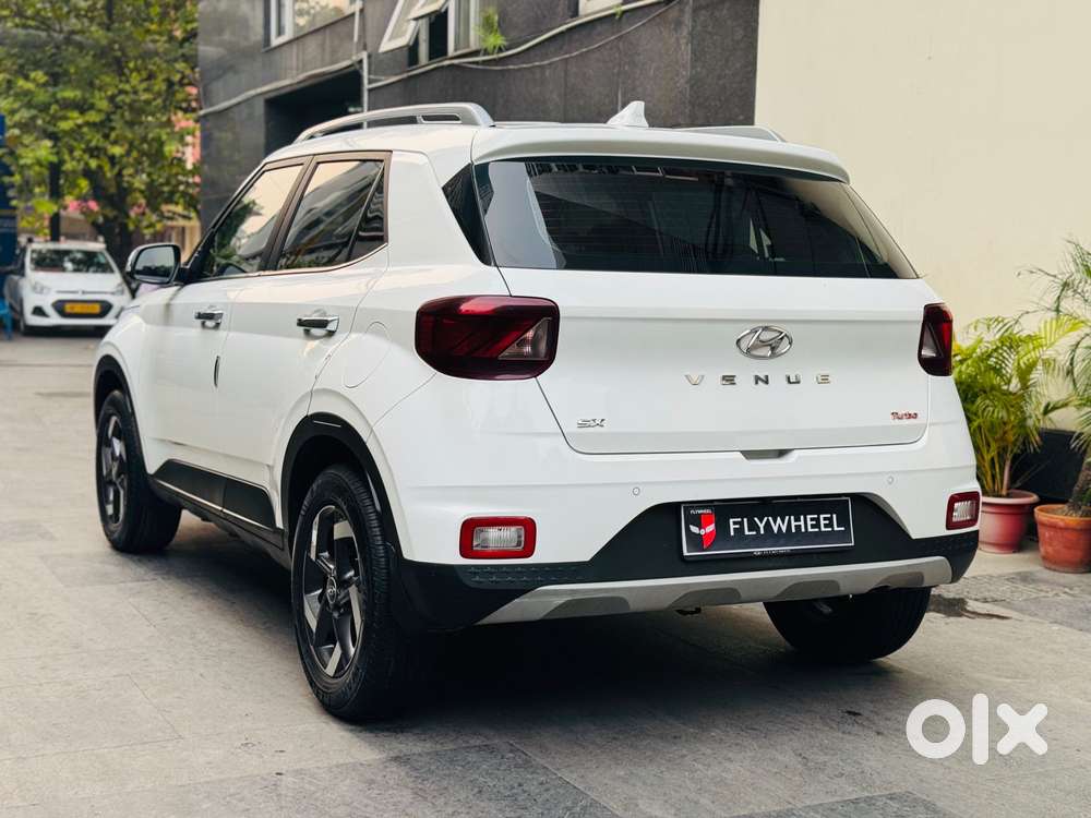 Hyundai Venue Sx Plus Turbo Dct, 2022, Petrol