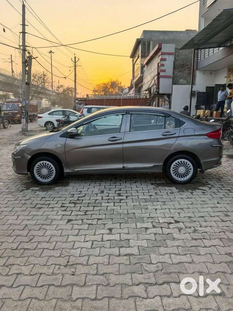 Honda City 1.5 Sv I-vtec Mt, 2016, Petrol