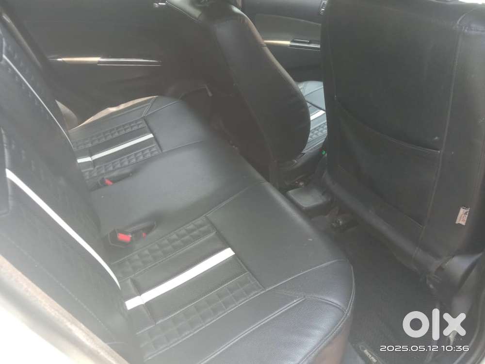 Maruti Suzuki Swift Vxi Abs Bsiv, 2017, Petrol