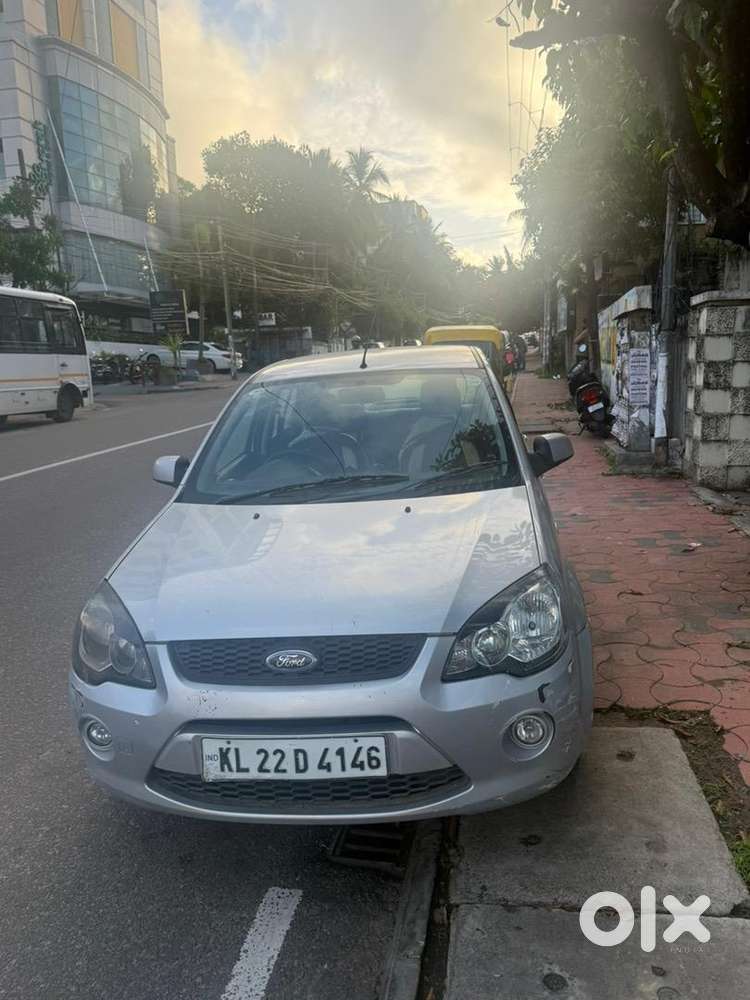 Ford Car Petrol Manual 2012
