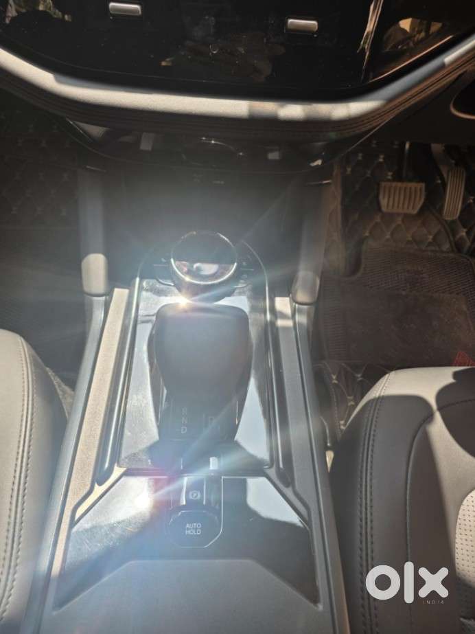 Tata Safari Accomplished X Plus 7 Str Stealth Edition At, 2025, Dies..