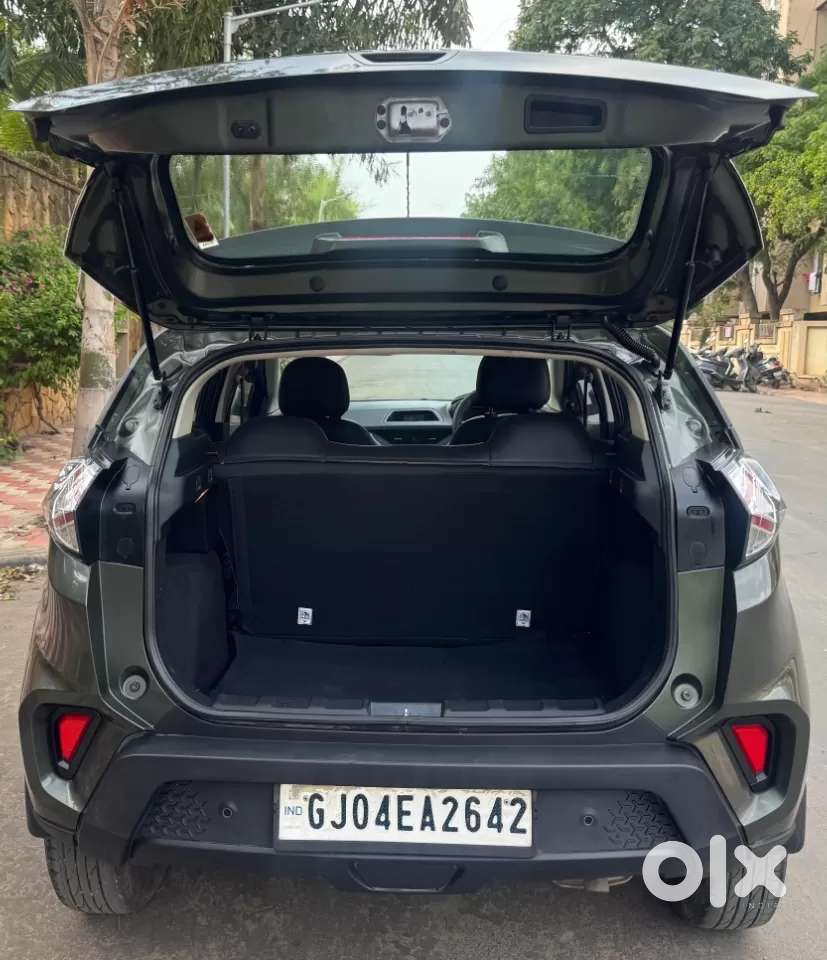 Tata Nexon 1.2 Revotron Xm, 2022, Petrol