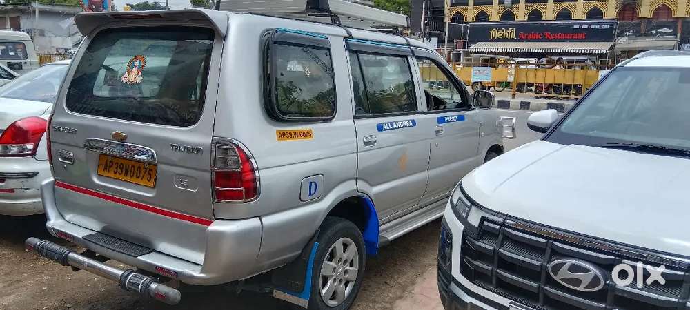 Chevrolet Tavera 2015 Diesel 220000 Km Driven