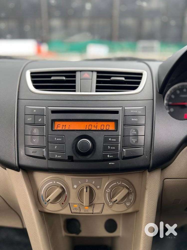 Maruti Suzuki Swift Dzire Vxi Optional, 2014, Petrol