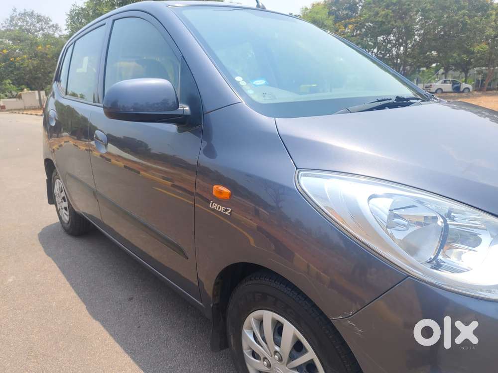 Hyundai I10 Sportz, 2016, Petrol