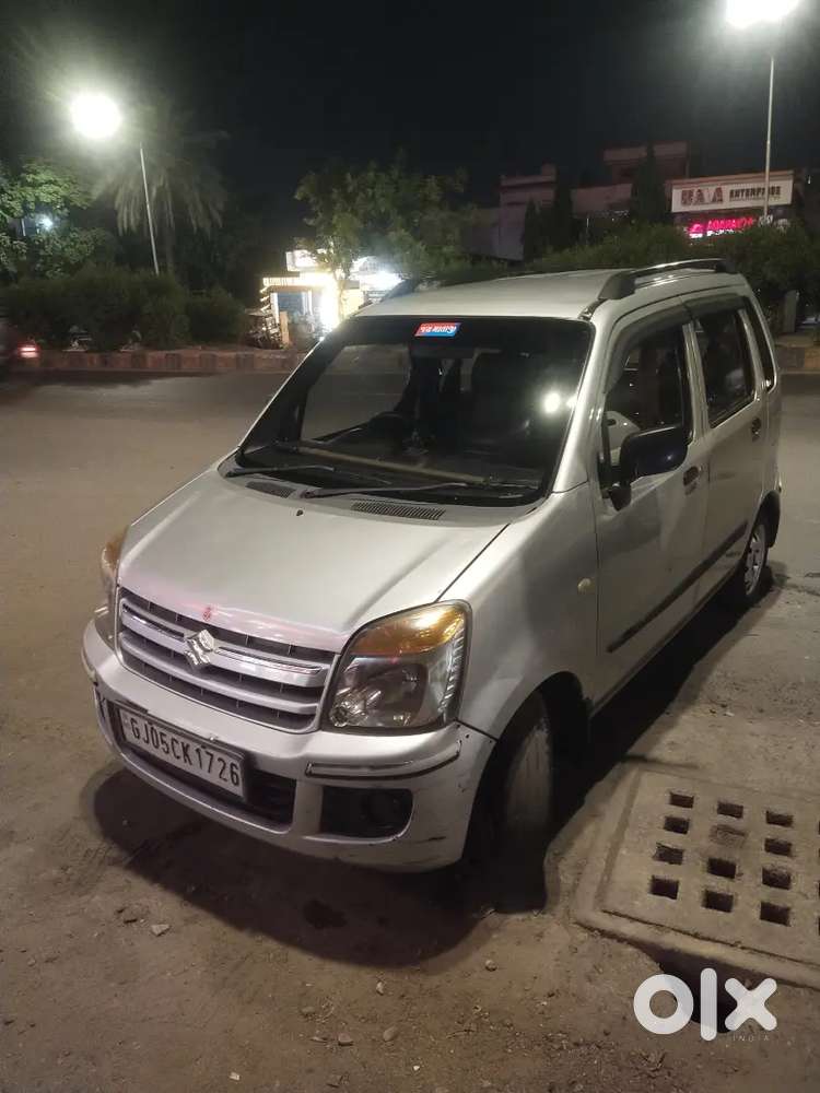 Petrol + Cng 
No Accident