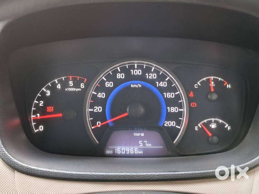 Hyundai Grand I10 2013-2016 Sportz, 2014, Diesel