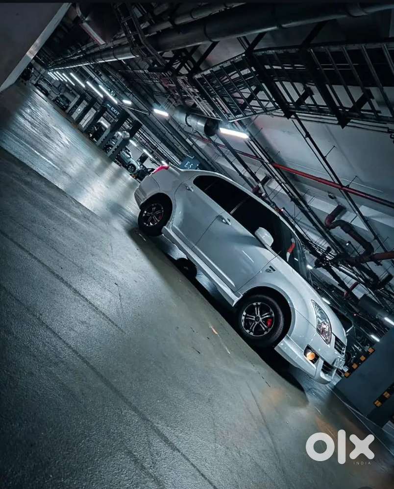 Maruti Suzuki Swift Dzire 2010 Diesel Well Maintained