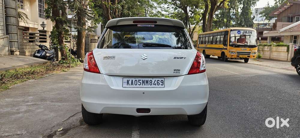Maruti Suzuki Swift Ddis Zdi Plus, 2013, Diesel