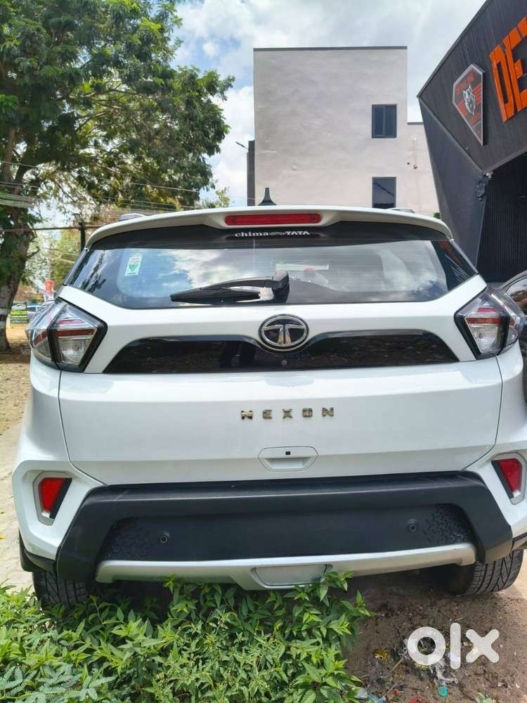 Tata Nexon Xz + S 2023 - Diesel