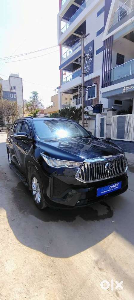 Toyota Innova Hycross 2.0 Vx (o) Hybrid 7 Str, 2025, Cng & Hybrids