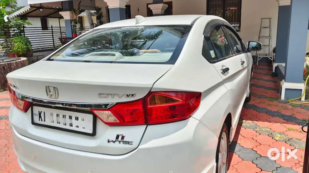 Honda City 1.5 Vx Petrol 2016 Mint Condition,
