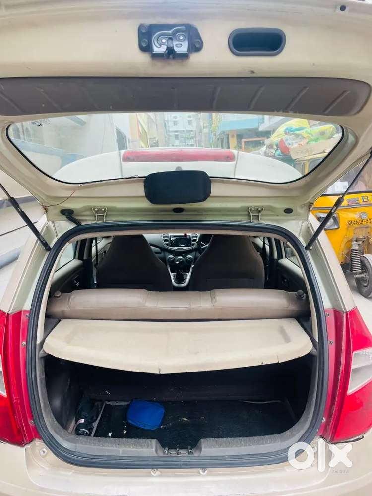 Hyundai I10 
2010 Model 
2nd Owner