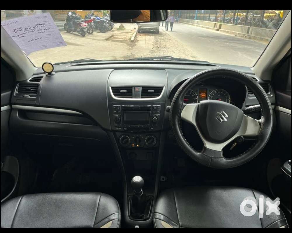 Maruti Suzuki Swift Vxi Optional, 2015, Petrol
