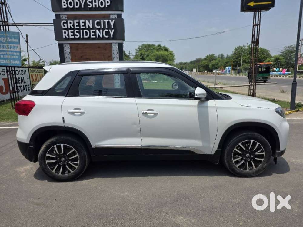 Maruti Suzuki Brezza 1.5 Zxi Plus Smart Hybrid, 2021, Petrol