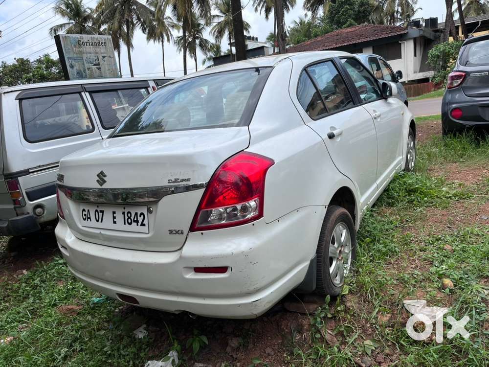 Maruti Suzuki Swift Dzire 2011