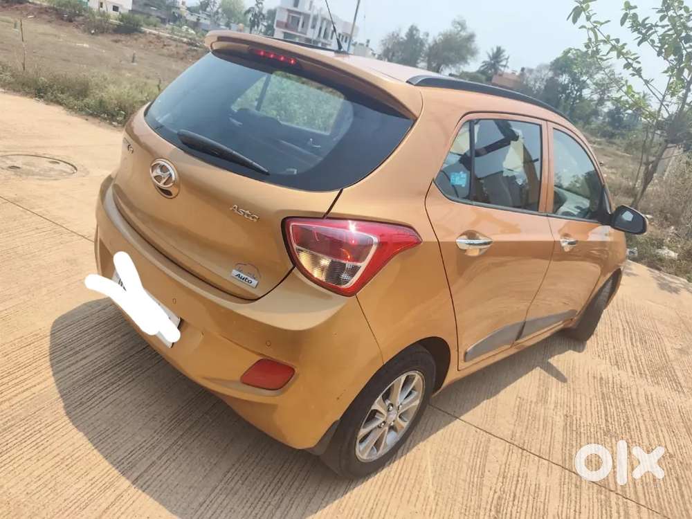 Hyundai Grand I10 2016 Petrol 120000 Km Driven