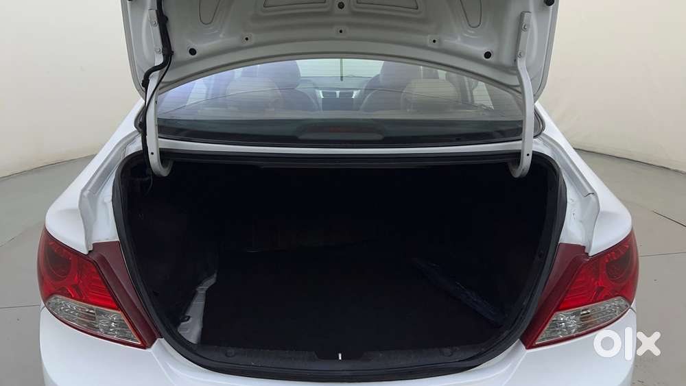Hyundai Verna 1.6 Sx Vtvt (o) At, 2013, Petrol