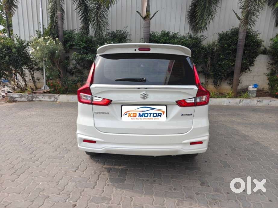 Maruti Suzuki Ertiga 1.5 Zxi Plus Shvs, 2022, Petrol