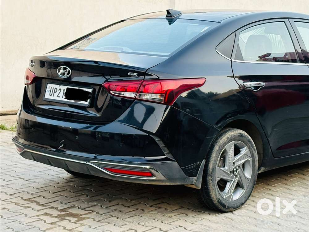 Hyundai Verna Diesel Manual 2023 Black Colur