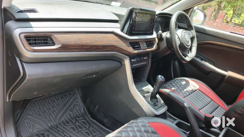 Maruti Suzuki Vitara Brezza 1.5 Zxi, 2023, Petrol