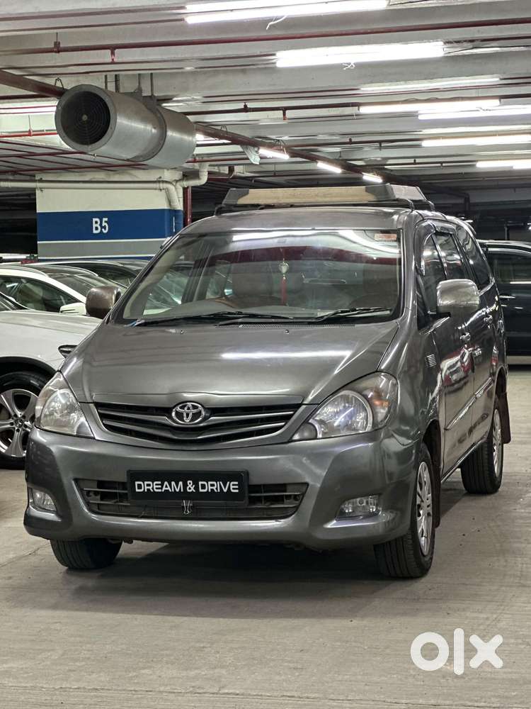 Toyota Innova 2.5 G4 Diesel 8-seater, 2009, Diesel