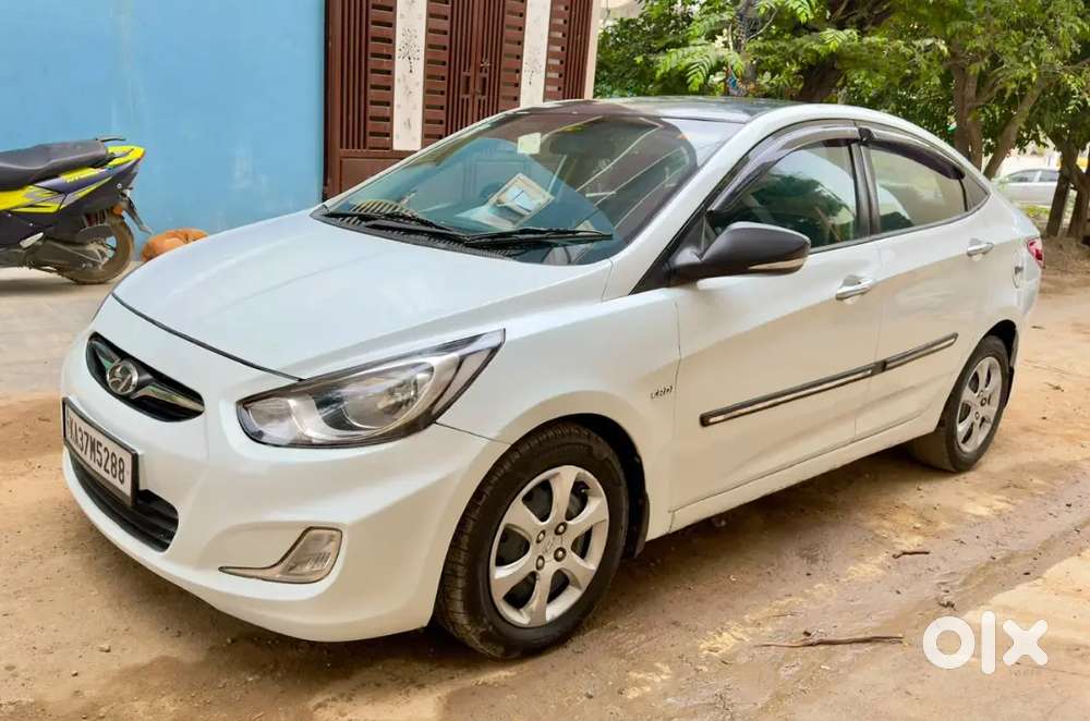 Hyundai Fluidic Verna 1.4 Crdi 2011