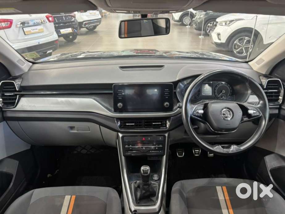 Skoda Kushaq Ambition 1.0l Tsi Mt, 2022, Petrol