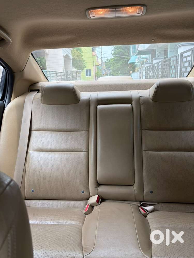 Honda City V At Sunroof Petrol 2019