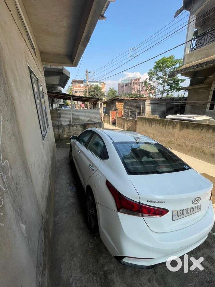 Hyundai Verna 2018 Petrol 20000 Km Driven Well Maintained.