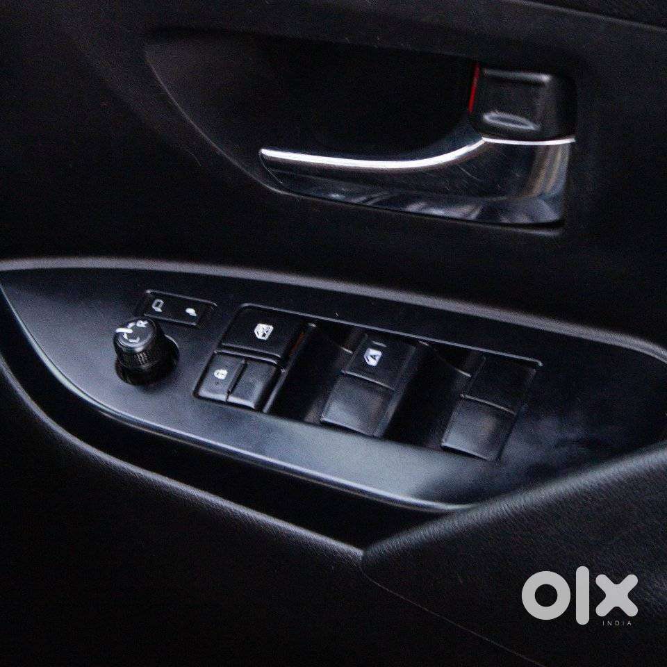 Toyota Innova Crysta