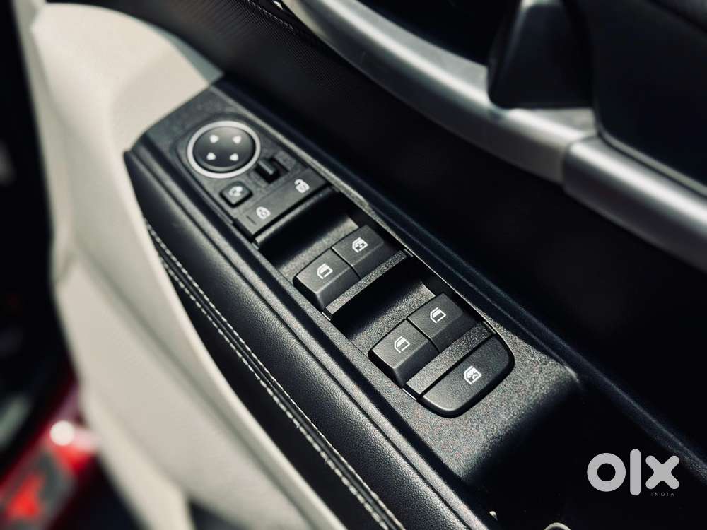 Kia Sonet Petrol 2021