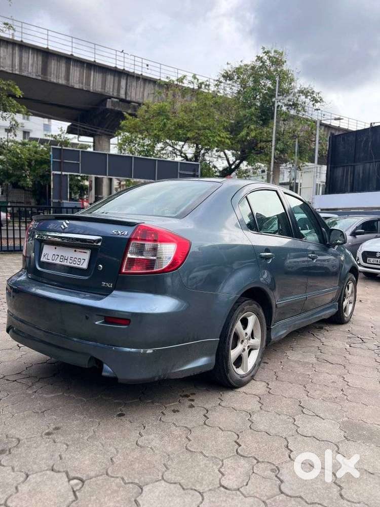 Maruti Suzuki Sx4 Zxi, 2007, Petrol