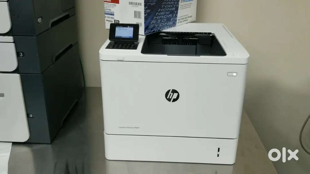 HP laserjet M608DN