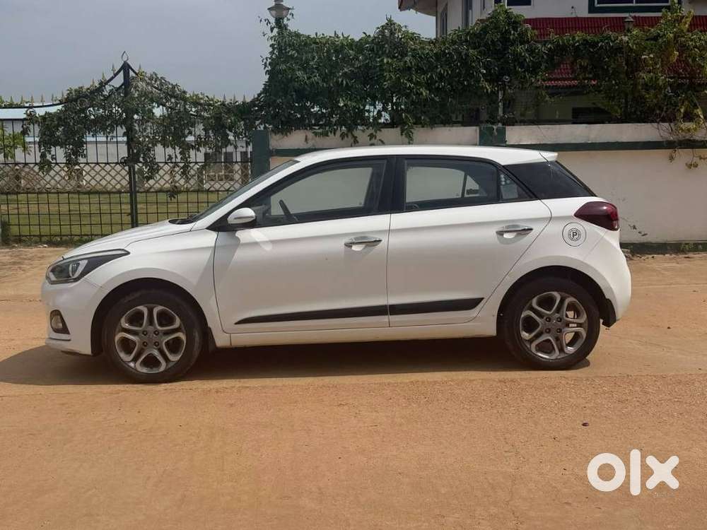 Hyundai I20 Asta (o) 1.2 Ivt, 2019, Petrol