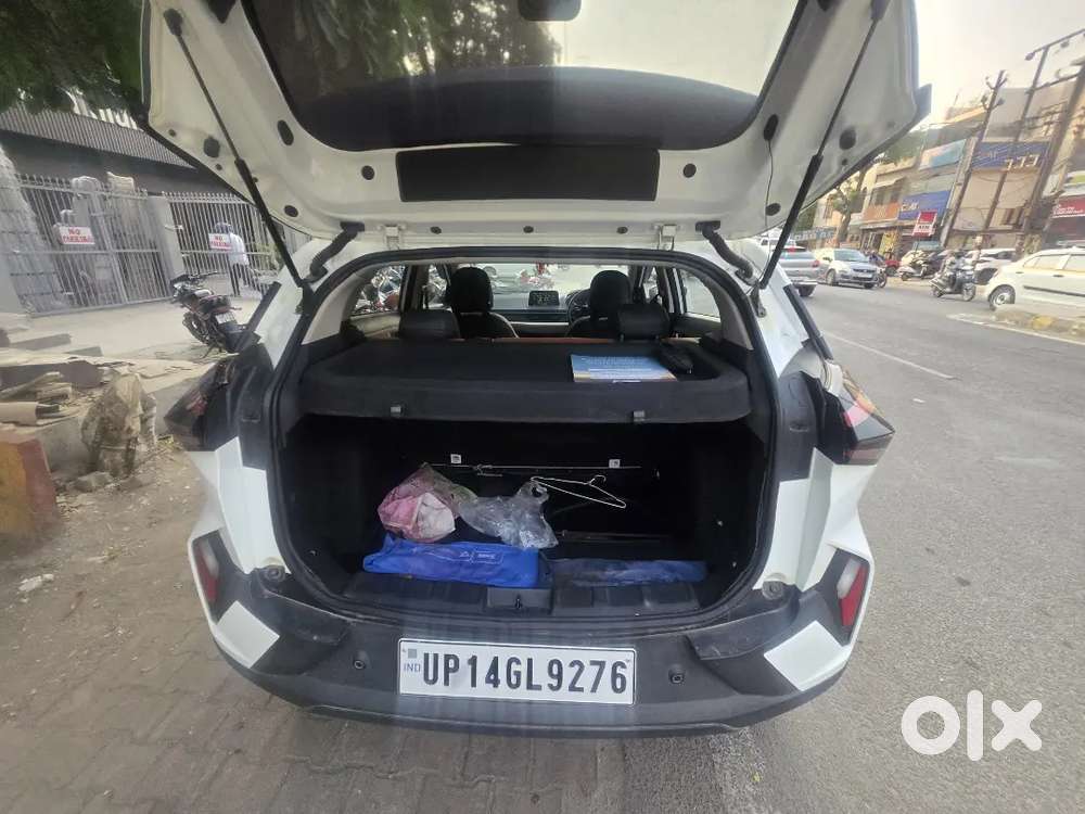 Tata Nexon 2025 Petrol 14600 Km Driven