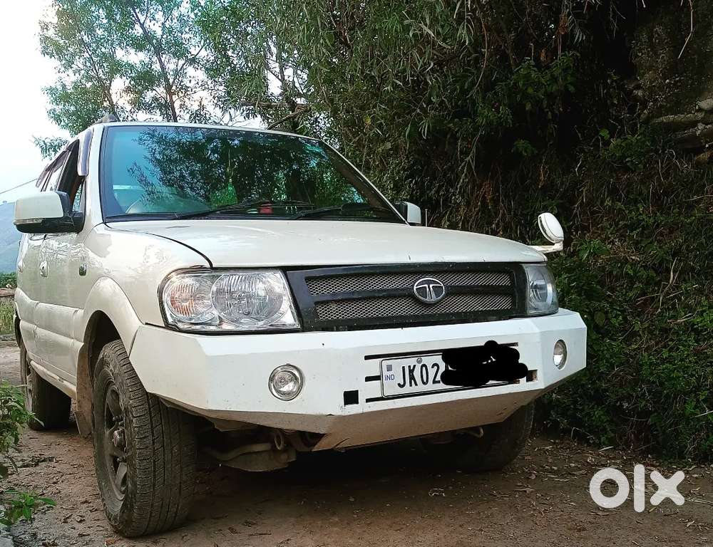 Tata Safari Dicor 2011