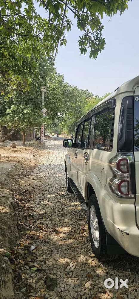 Mahindra Scorpio 2015