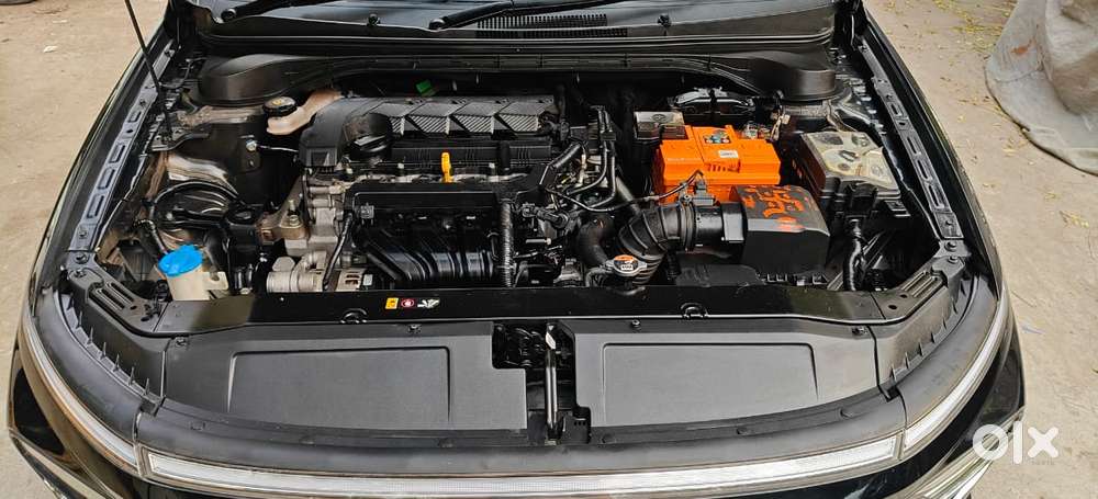 Hyundai Verna 1.5 Sx (o) Ivt, 2023, Petrol