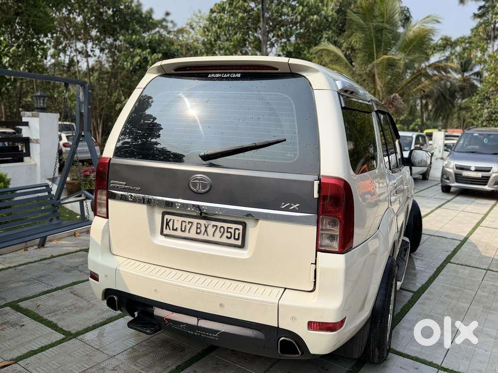 Tata Safari Vxi 4x2 Bsii, 2013, Diesel