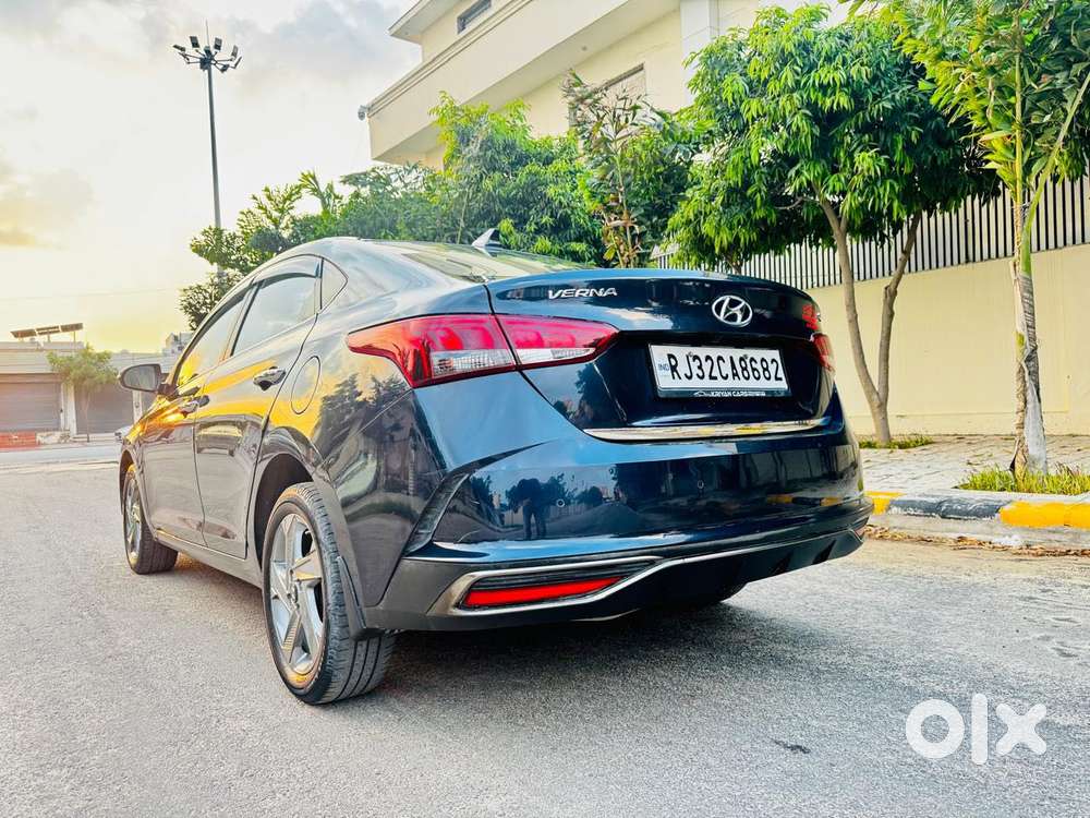 Hyundai Verna Sx(o) Petrol At, 2022, Petrol