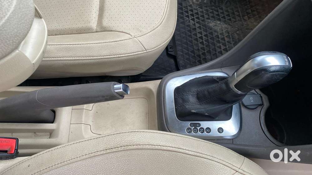 Volkswagen Vento 2010-2013 Petrol Highline At, 2015, Petrol