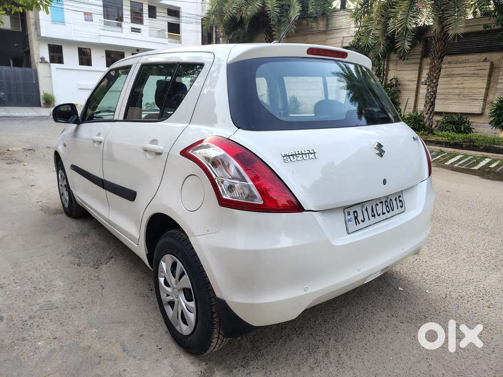 Maruti Suzuki Swift Lxi, 2015, Petrol