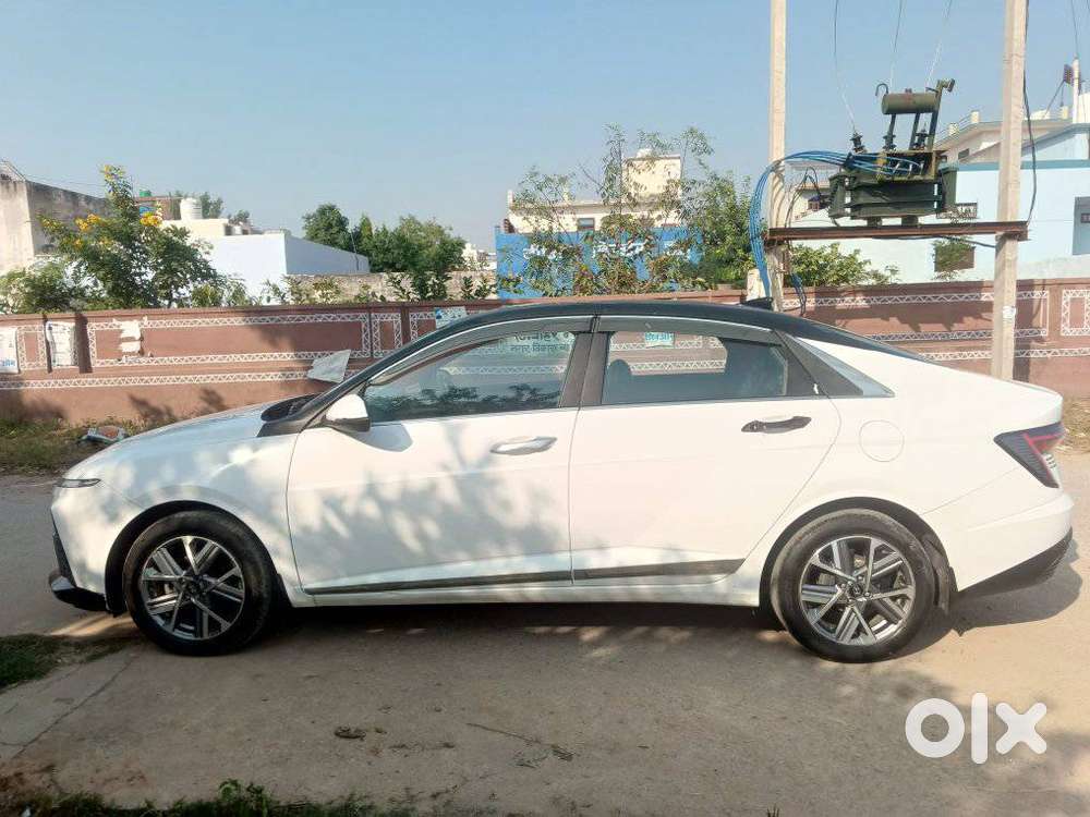 Hyundai Verna Sx 1.5 Petrol Ivt, 2023, Petrol
