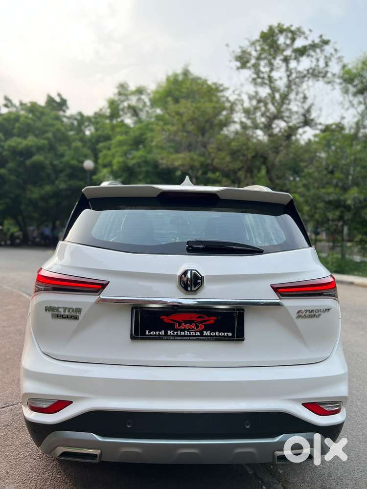 Mg Hector Plus Sharp Cvt, 2022, Petrol