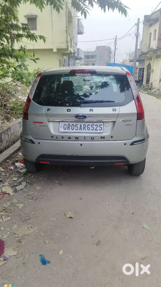 Ford Figo 2011 Petrol 71112 Km Driven