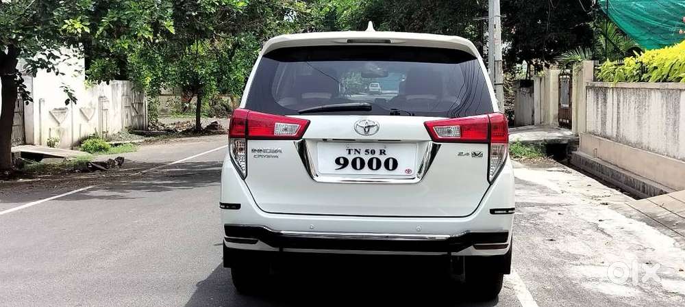Toyota Innova Crysta 2.4 V 7 Str, 2016, Diesel